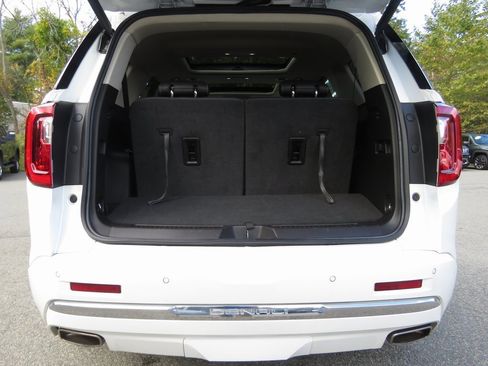 Used 2023 GMC Acadia Denali w/ Denali Ultimate Package image 19