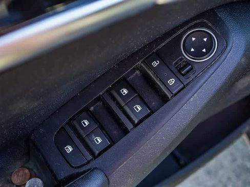 Used 2021 Kia Seltos S image 18