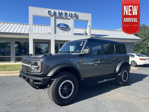 Used 2024 Ford Bronco Badlands w/ Sasquatch Package AWD/4WD image 1
