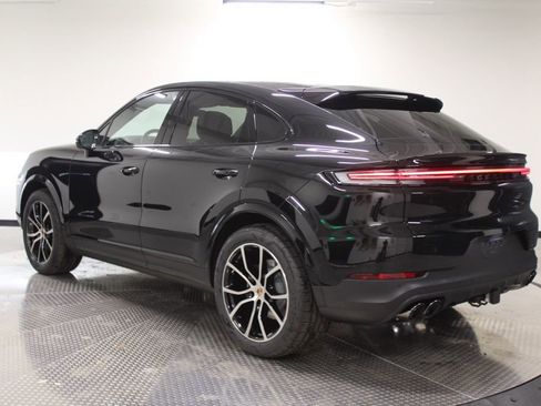 New 2026 Porsche Cayenne image 3