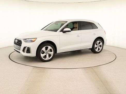 Certified 2023 Audi Q5 2.0T Premium Plus w/ Premium Plus Package AWD/4WD image 13
