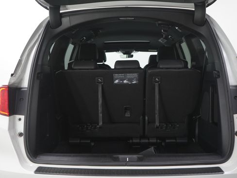 Used 2023 Honda Odyssey Sport image 18
