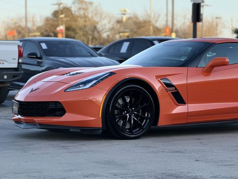 Used 2019 Chevrolet Corvette Grand Sport w/ Carbon Flash Badge Package image 9