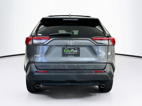 Used 2019 Toyota RAV4 LE w/ All Weather Liner Package AWD/4WD image 7