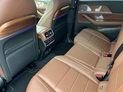 New 2026 Mercedes-Benz GLS 450 4MATIC image 4