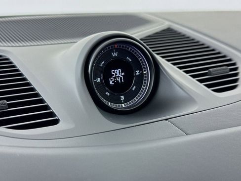 New 2025 Porsche Cayenne Coupe image 17