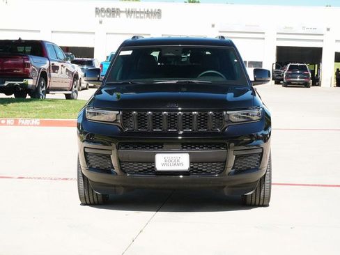 New 2025 Jeep Grand Cherokee L Laredo AWD/4WD image 6