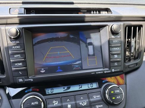 Used 2018 Toyota RAV4 SE w/ Advanced Technology Package FWD image 32