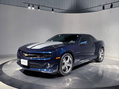 Used 2012 Chevrolet Camaro SS w/ RS Package RWD image 2