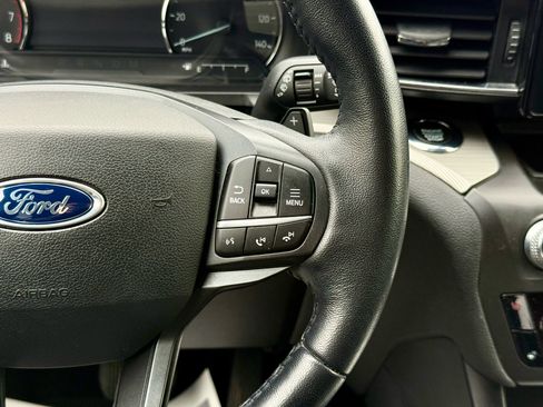 Used 2020 Ford Explorer XLT w/ Equipment Group 202A image 24