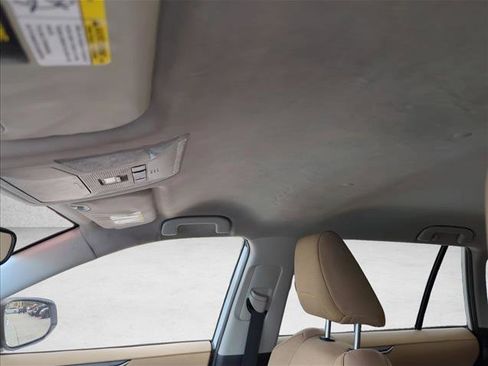 Used 2019 Toyota RAV4 LE image 24