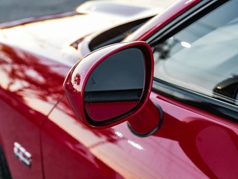 Used 2015 Dodge Challenger SRT w/ Technology Group image 39