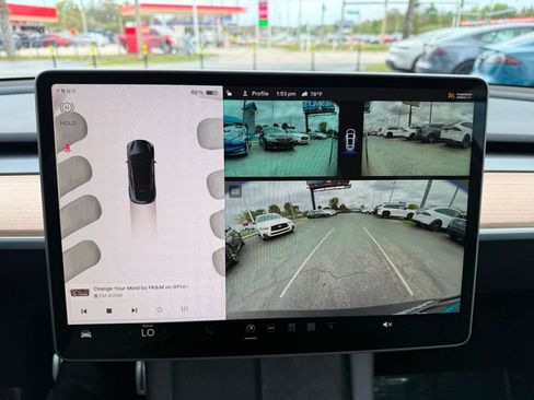 Used 2025 Tesla Model Y Performance image 17