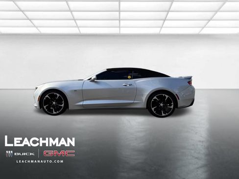 Used 2017 Chevrolet Camaro LT w/ RS Package RWD image 7