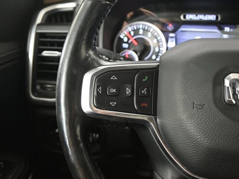 Used 2019 RAM 1500 Laramie AWD/4WD image 38