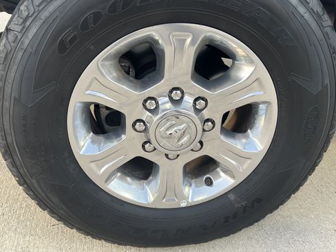 Used 2024 RAM 3500 Big Horn image 12