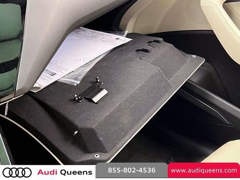 Used 2024 Audi Q8 e-tron Premium Plus w/ Premium Plus Package AWD/4WD image 35