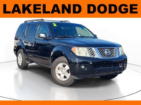 Used 2012 Nissan Pathfinder S image 1