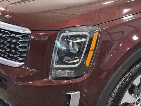 Used 2020 Kia Telluride EX w/ EX Premium Package AWD/4WD image 13