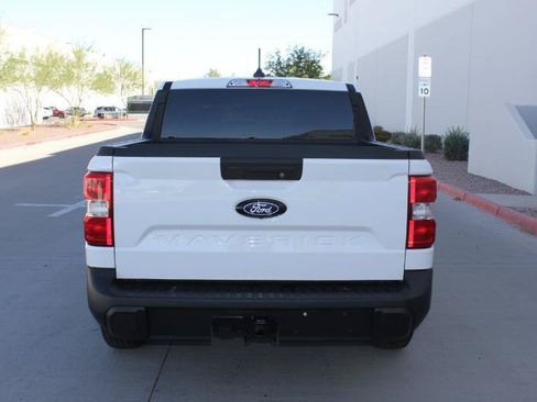Used 2025 Ford Maverick XLT FWD image 6