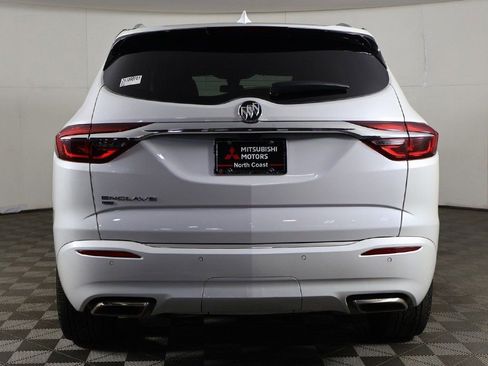Used 2021 Buick Enclave Avenir w/ Avenir Technology Package AWD/4WD image 16