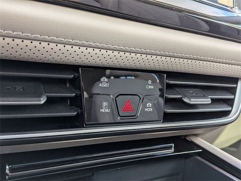 New 2026 Volkswagen Atlas SEL Premium R-Line image 19