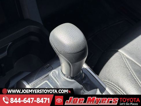 Used 2020 Toyota Tacoma SR5 image 21