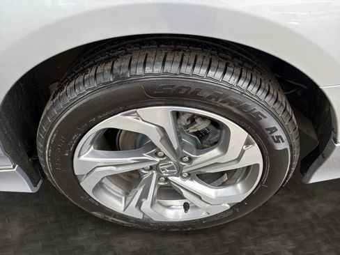 Used 2019 Honda Accord EX image 43