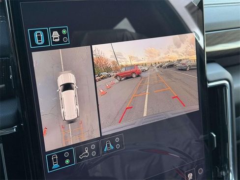 New 2026 GMC Yukon Elevation image 7