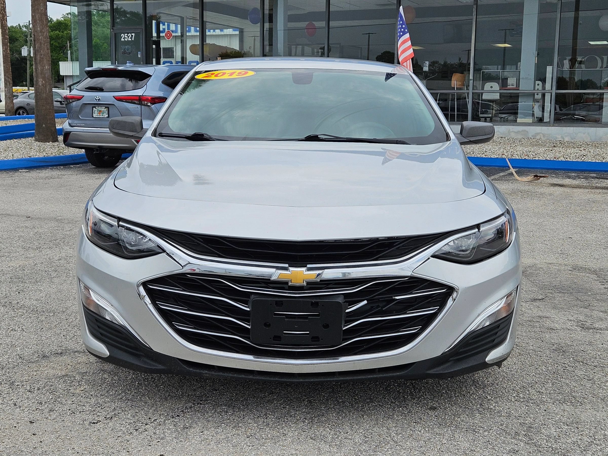 Used 2019 Chevrolet Malibu LS FWD image 3