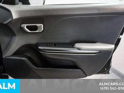 Used 2025 Kia K4 FWD image 39