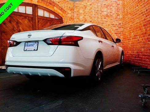 Used 2022 Nissan Altima 2.5 S image 7