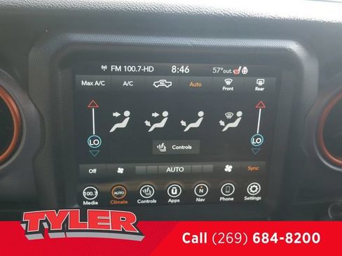 Used 2022 Jeep Gladiator Mojave AWD/4WD image 49