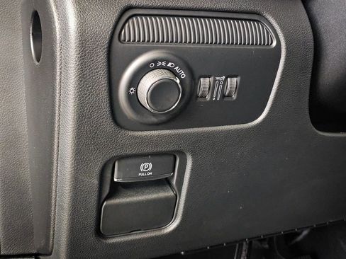 New 2026 Jeep Grand Wagoneer 4WD image 15