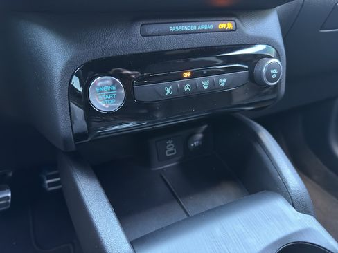 Used 2024 Ford Escape ST-Line w/ Tech Pack #1 image 28