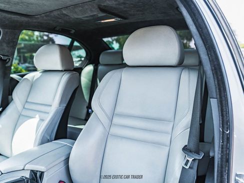 Used 2006 BMW M5 image 45