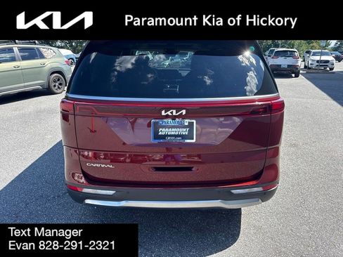 Used 2023 Kia Carnival SX Prestige FWD image 6