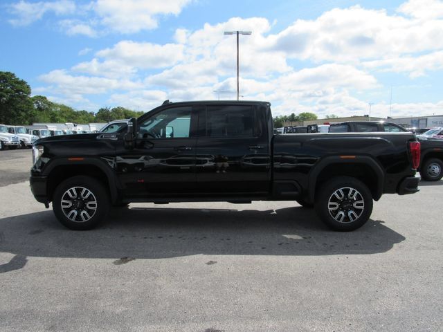 Used 2023 GMC Sierra 2500 AT4 w/ AT4 Premium Plus Package AWD/4WD image 3