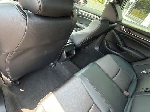 Used 2018 Honda Accord Sport image 37