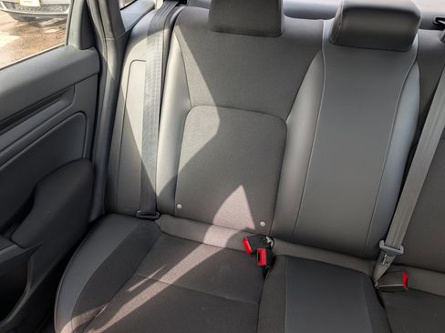 Used 2023 Honda Civic Sport image 13