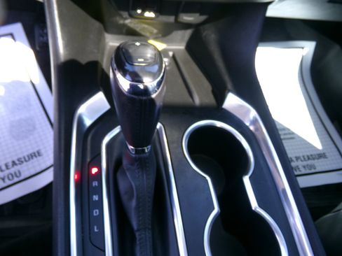 Used 2020 Chevrolet Traverse Premier w/ Redline Edition image 22