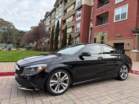 Used 2018 Mercedes-Benz CLA 250 image 4