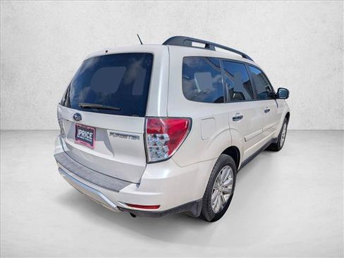 Used 2012 Subaru Forester 2.5X Limited AWD/4WD image 7