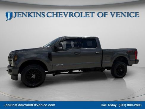Used 2019 Ford F250 Lariat w/ Lariat Ultimate Package AWD/4WD image 10