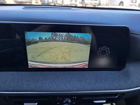 New 2025 Nissan Kicks SV w/ Illumination Package image 9