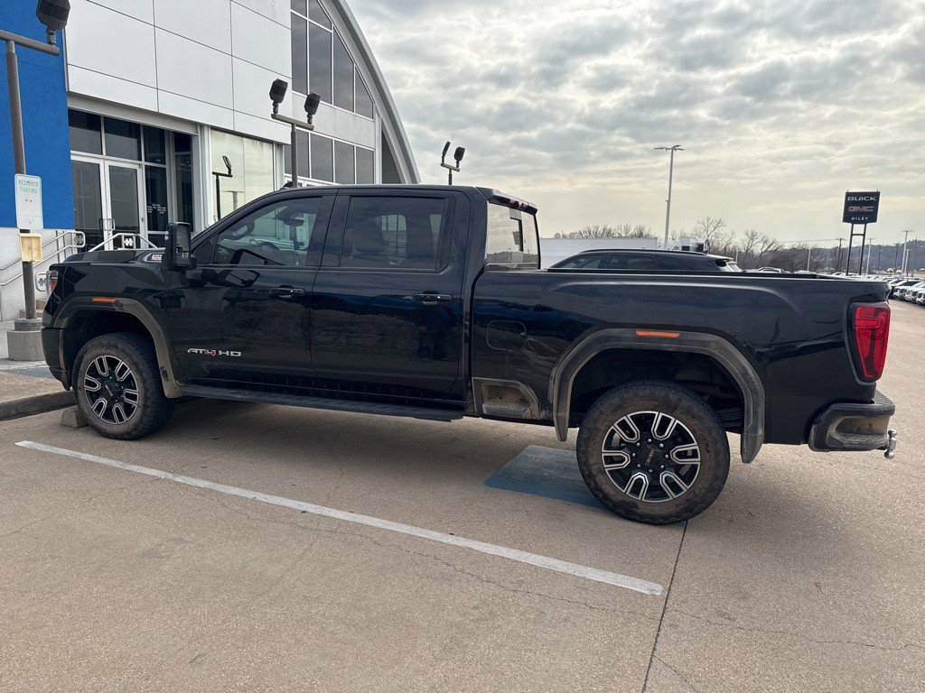 Used 2023 GMC Sierra 2500 AT4 w/ AT4 Premium Plus Package AWD/4WD image 2