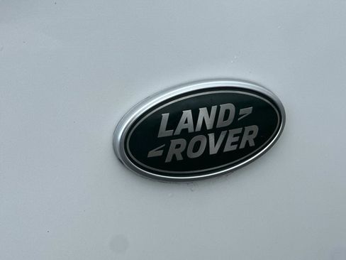 Used 2023 Land Rover Range Rover SE image 14