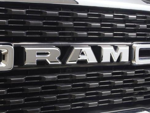 Used 2024 RAM 2500 Big Horn w/ Level 2 Equipment Group AWD/4WD image 15