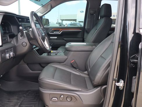 Used 2022 GMC Sierra 1500 Denali AWD/4WD image 9