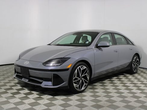 Used 2024 Hyundai Ioniq 6 SEL RWD image 19